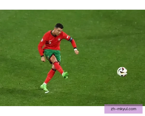 葡媒称PIF同意清欠C罗复出