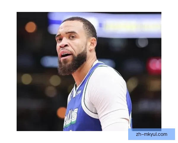 勇湖冠军中锋麦基加盟首钢北京