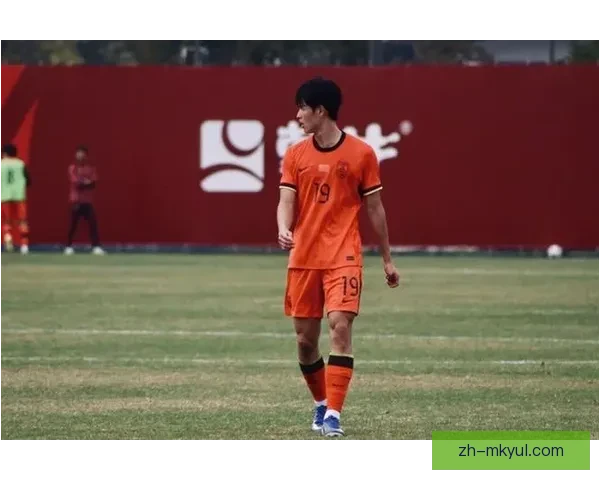 中国U19首发邓捷夫杨铭锐谢初筠郭五岳对阵澳大利亚